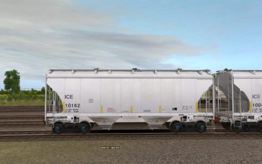 ICE Trinity 2-Bay Covered Hopper - Image 4